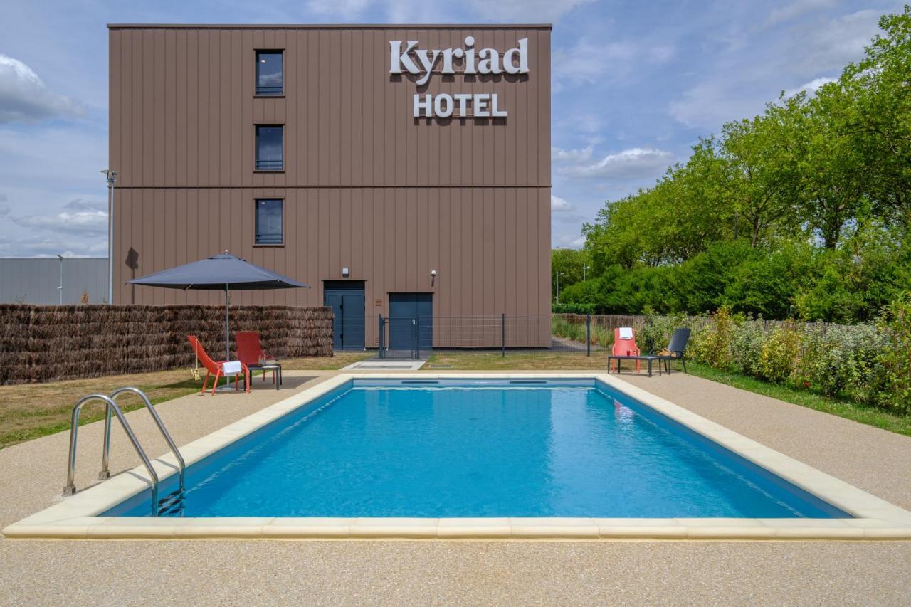 Kyriad Tours Sud - Ballan Mire Hotel Exterior photo